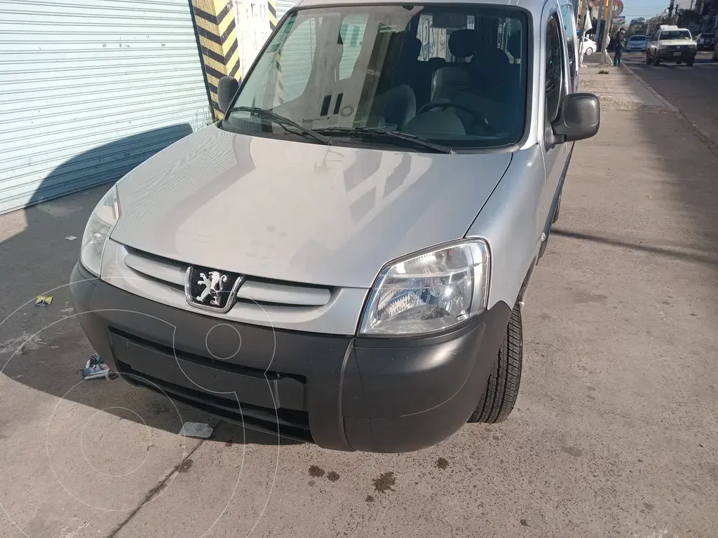 Peugeot Partner Furgón Confort 1.6 Hdi 5 Plazas (1560 Cc) 2020 - foto 2