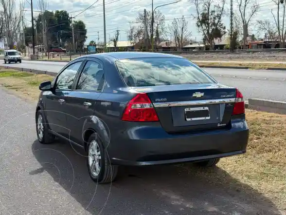 Chevrolet Aveo Lt  2010 - foto 2