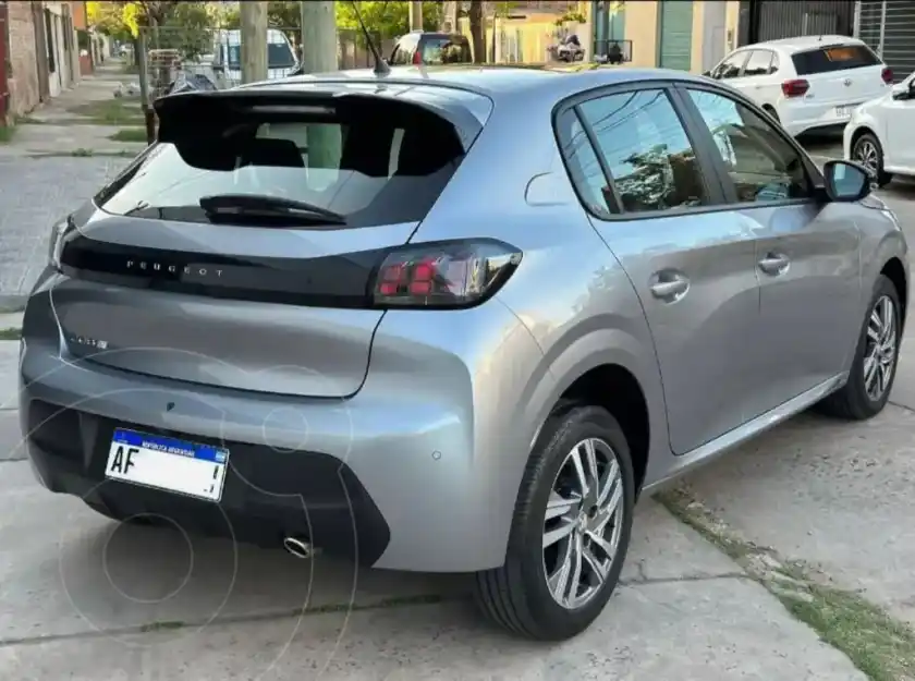 Peugeot 208 Feline 1.6 Aut  2021 - foto 4