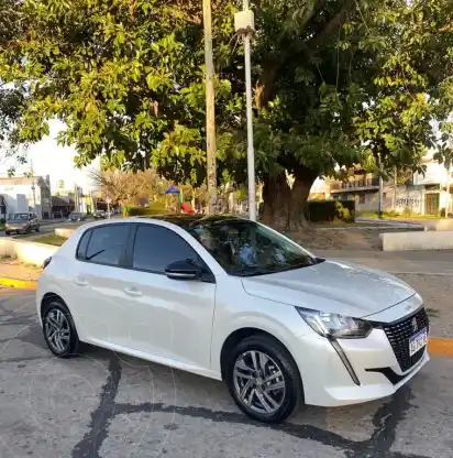 Peugeot 208 Allure 1.6 Pack  2024 - foto 1
