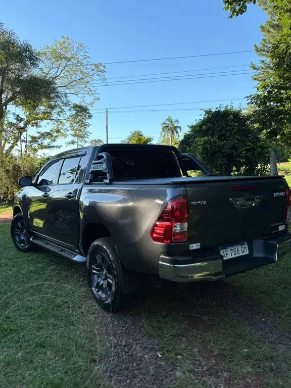 Toyota Hilux 4X2 Cabina Doble Sr 2.4 Tdi Aut (2393 Cc) 2023 - foto 2