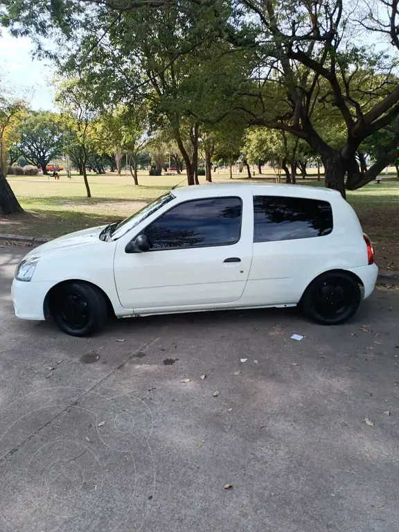 Renault Clio 3P 1.2 Pack Ii (1149 Cc) 2013 - foto 3