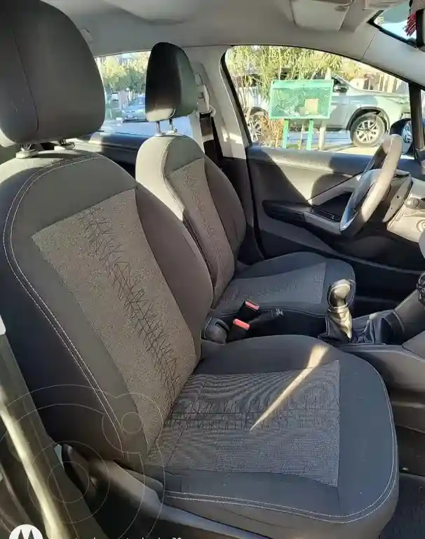 Peugeot 208 Active 1.6  2018 - foto 3