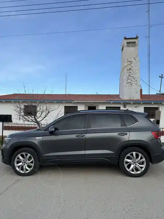 Volkswagen Taos Comfortline Aut  2024 - foto 3