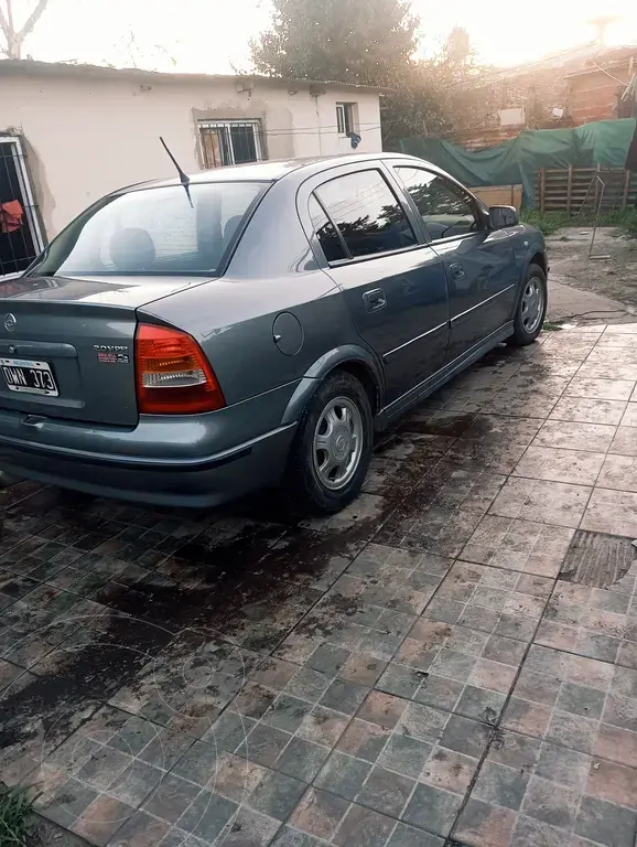Chevrolet Astra Gls Ii 2.0 4P (N/D) 2001 - foto 2