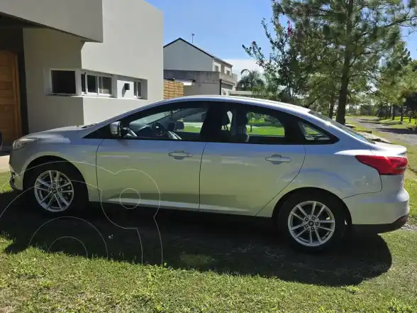 Ford Focus Sedán 1.6L S  2016 - foto 2