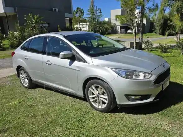 Ford Focus Sedán 1.6L S  2016 - foto 3