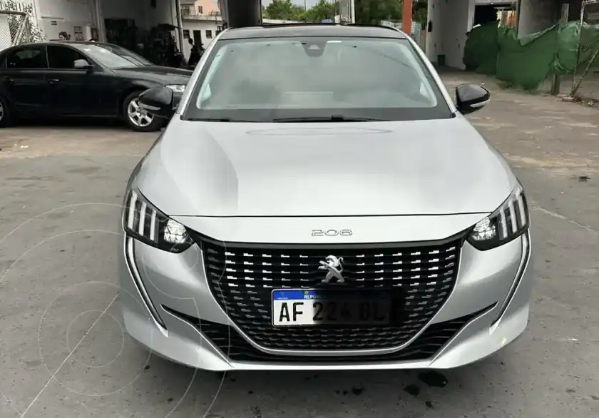 Peugeot 208 Feline 1.6 Tiptronic  2022 - foto 1