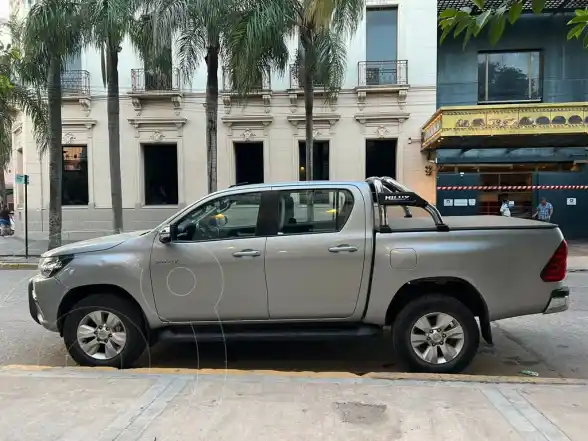 Toyota Hilux 2.8 4X2 Srv Tdi Dc  2017 - foto 2