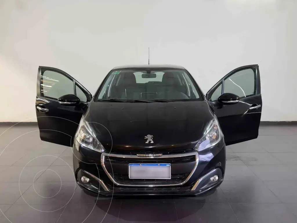 Peugeot 208 Allure 1.6  2018 - foto 1