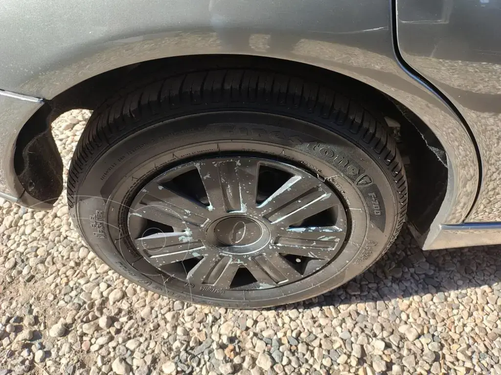 Ford Focus Focus 1.6  8V  Ambiente 5 P 2009 - foto 4