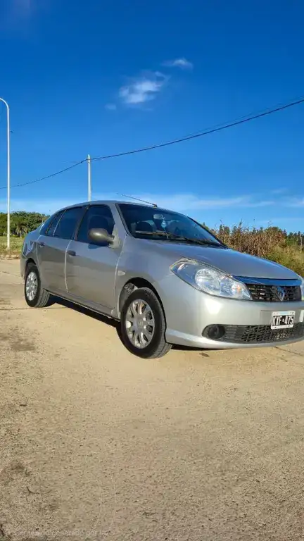Renault Symbol 1.6 Authentique Pack  2013 - foto 1