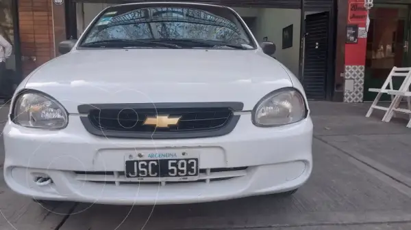 Chevrolet Classic 2011 - foto 1