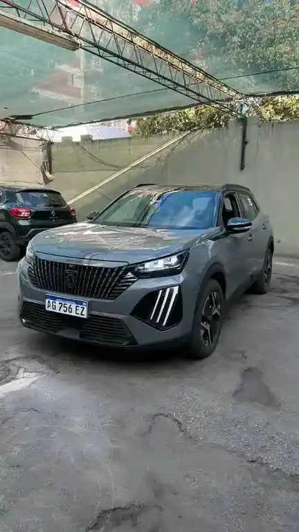Peugeot 2008 Gt T200  2024 - foto 5