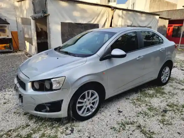Chevrolet Sonic  Lt  2012 - foto 2