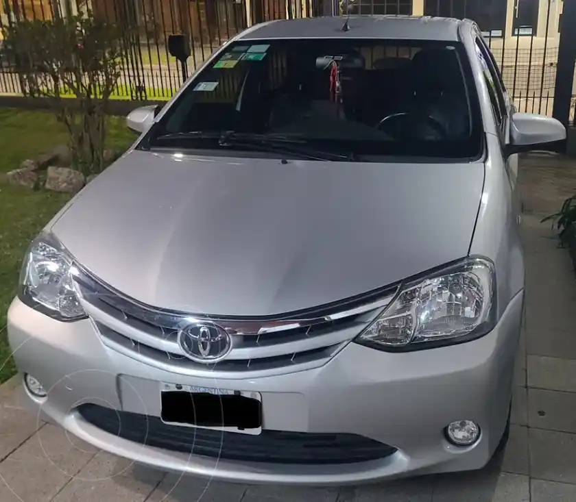 Toyota Etios Sedán Xls  2014 - foto 3