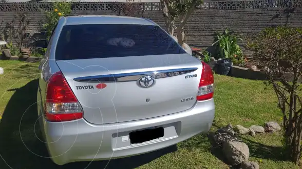 Toyota Etios Sedán Xls  2014 - foto 5