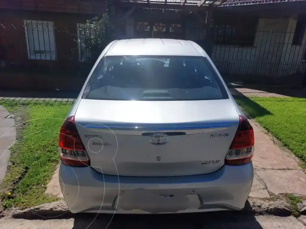 Toyota Etios Sedán Xls Aut  2022 - foto 3