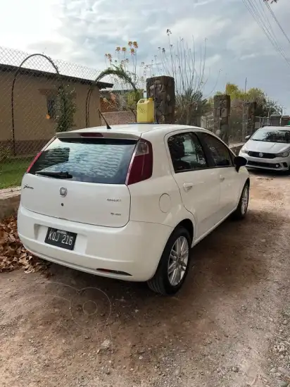 Fiat Punto 5P 1.6 Essence  2012 - foto 3