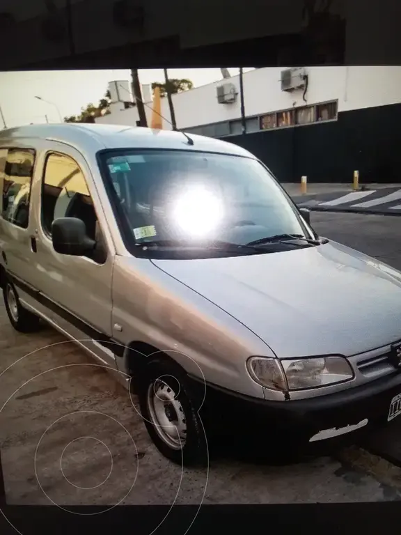 Peugeot Partner Furgón 1.4  2009 - foto 1