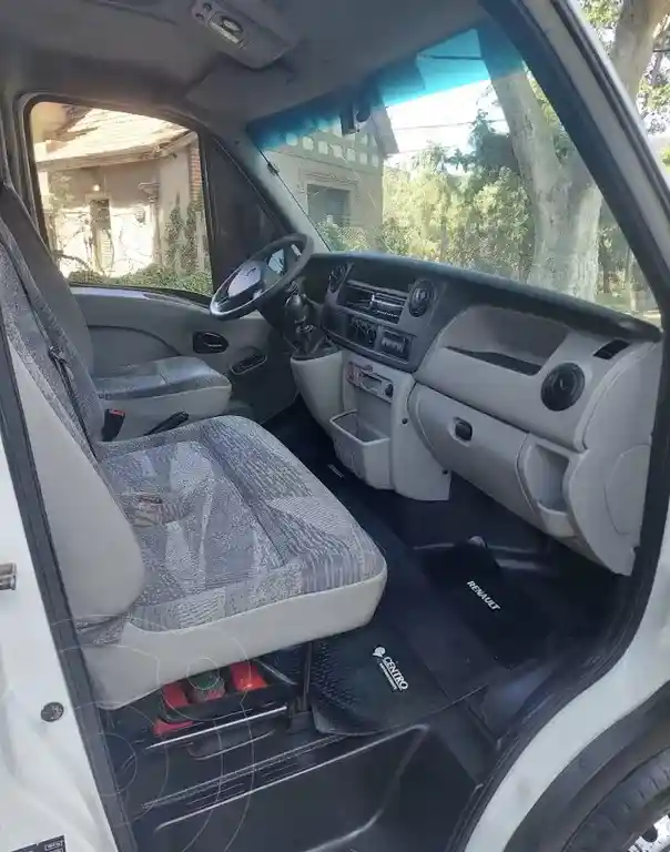 Renault Master Furgón L1H1  2011 - foto 4