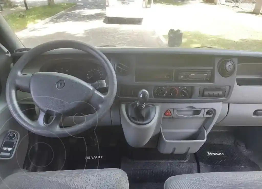Renault Master Furgón L1H1  2011 - foto 5