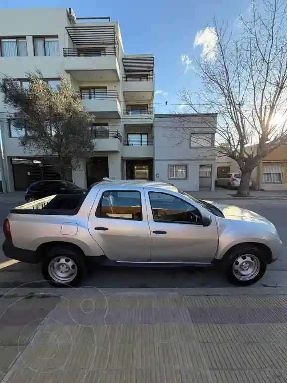 Renault Duster Oroch Profesional  2021 - foto 4
