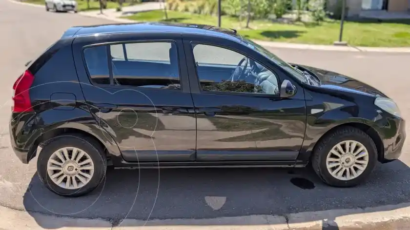 Renault Sandero 1.6 Luxe  2011 - foto 3