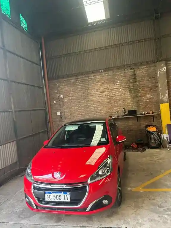 Peugeot 208 208 1.6 5P Feline  2018 - foto 4