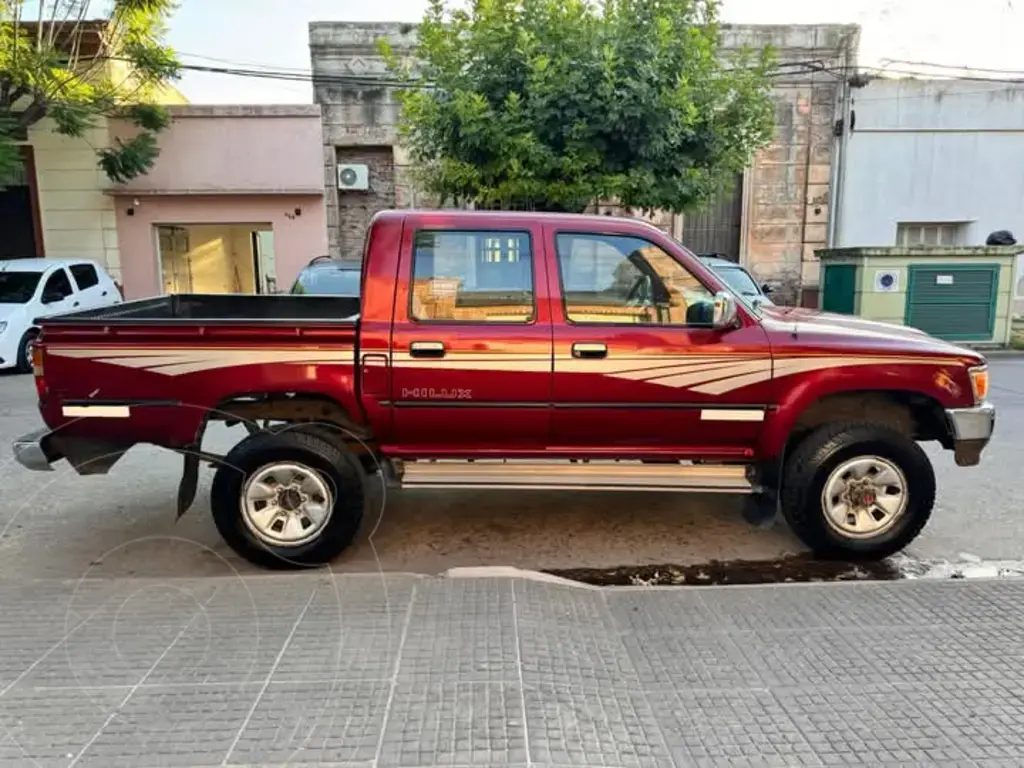 Toyota Hilux Sr-5 4X4 Sc  1999 - foto 2