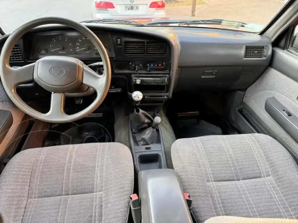 Toyota Hilux Sr-5 4X4 Sc  1999 - foto 3