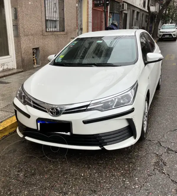 Toyota Corolla 2017 - foto 1