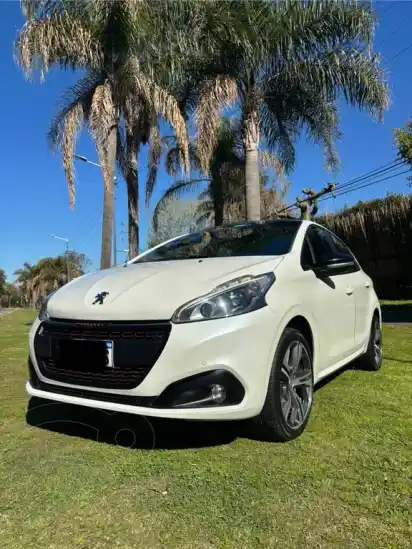 Peugeot 208 Gt 1.6 Thp  2019 - foto 2
