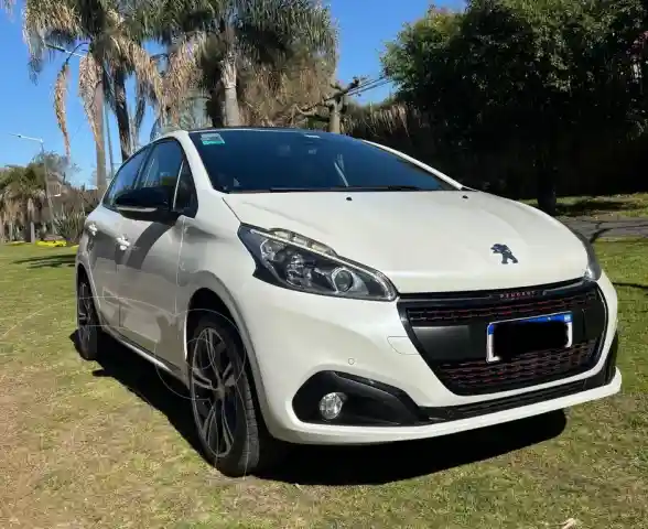 Peugeot 208 Gt 1.6 Thp  2019 - foto 3