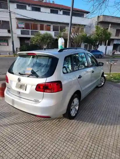 Volkswagen Suran Edición Limitada  2014 - foto 5