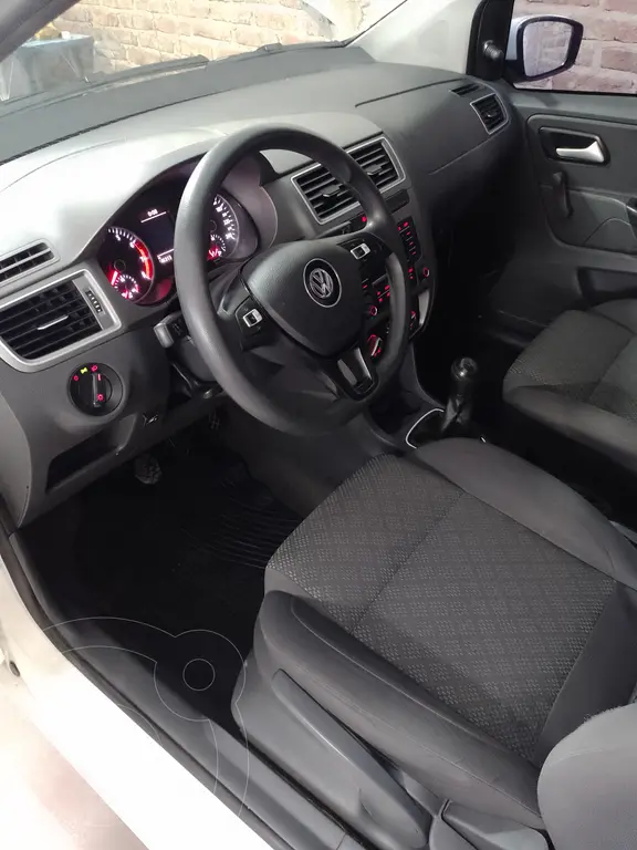 Volkswagen Suran 1.6 Comfortline (1598 Cc) 2015 - foto 5
