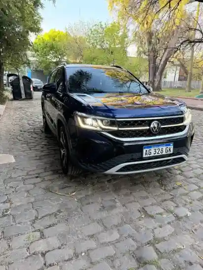 Volkswagen Taos Highline Aut  2024 - foto 2