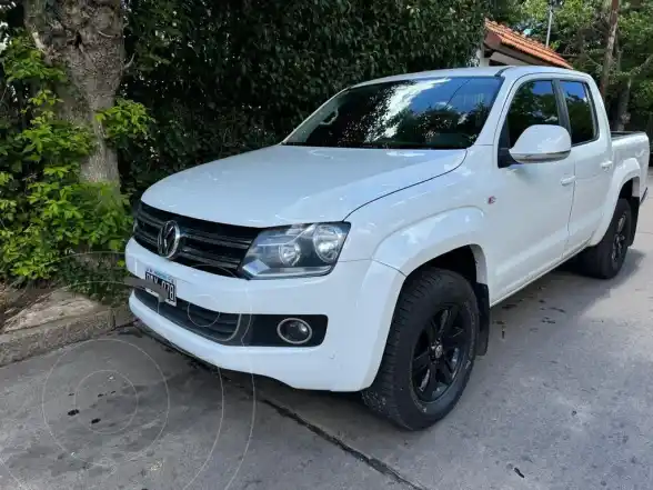 Volkswagen Amarok Dc 4X2 Highline Pack (180Cv) Aut Cuero  2015 - foto 1