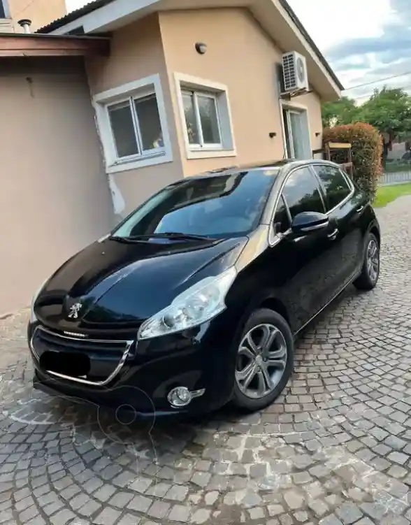 Peugeot 208 Feline 1.6  2020 - foto 1