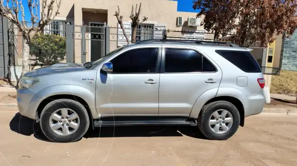 Toyota SW4 2009 - foto 1