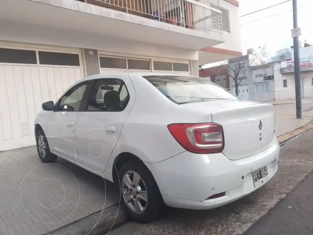 Renault Logan 1.6 Privilege  2015 - foto 2