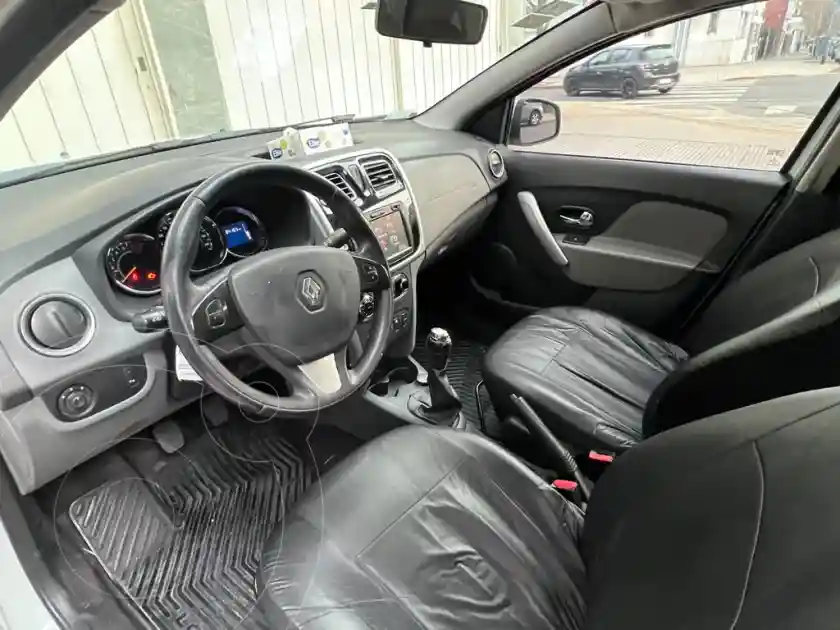 Renault Logan 1.6 Privilege  2015 - foto 4