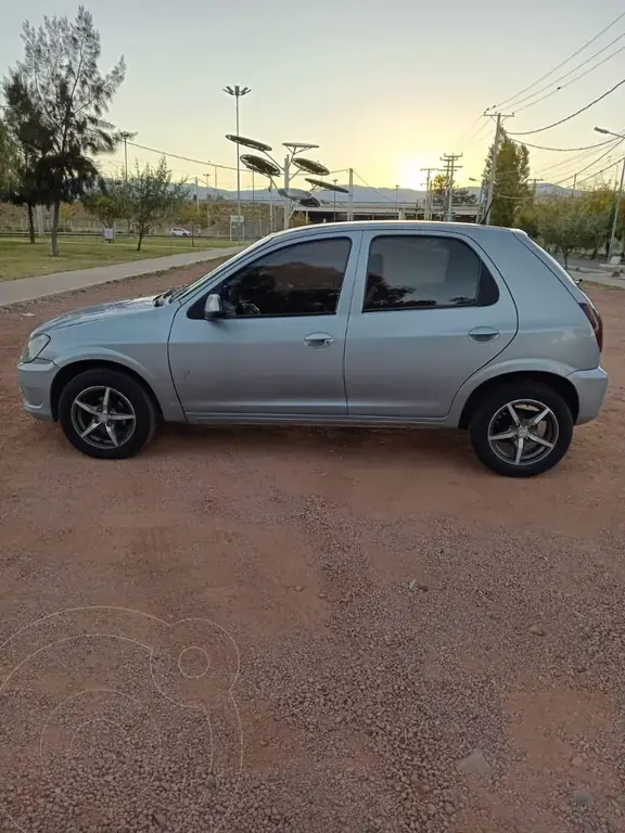 Chevrolet Celta Lt 5P (1389 Cc) 2011 - foto 5