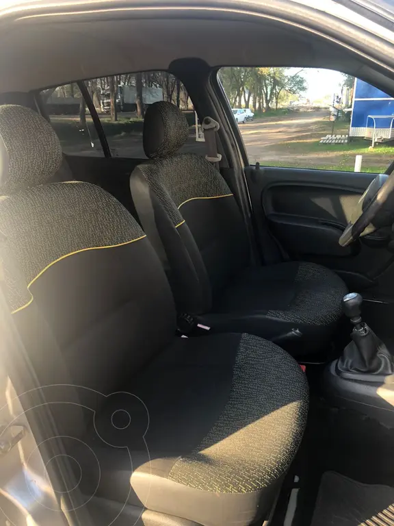 Renault Clio Mío 5P Confort Full (1149 Cc) 2014 - foto 3