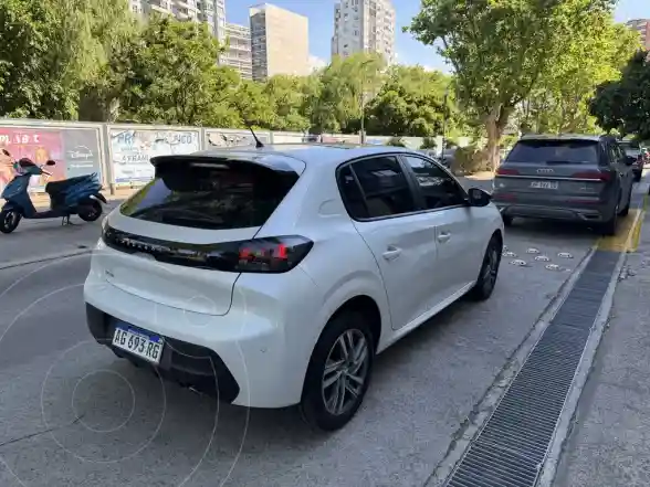Peugeot 208 Feline 1.6 Tiptronic  2024 - foto 3