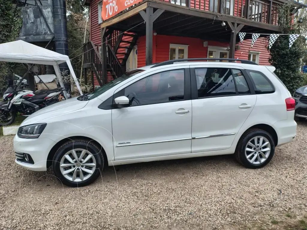 Volkswagen Suran Suran 1.6 Highline     L/15 I.mot 2015 - foto 5
