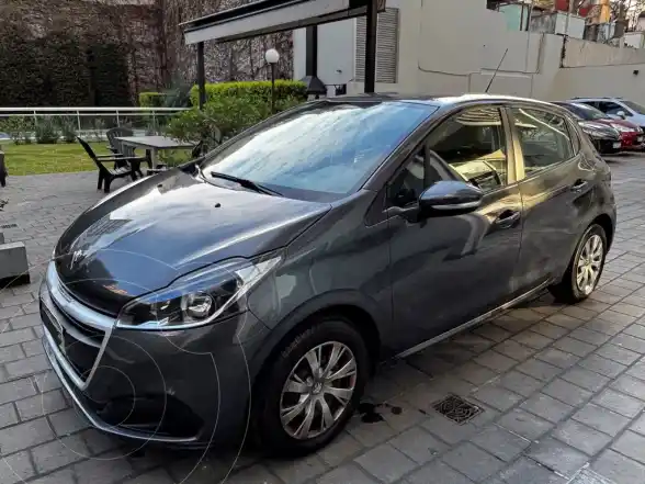 Peugeot 208 Active 1.6  2018 - foto 3