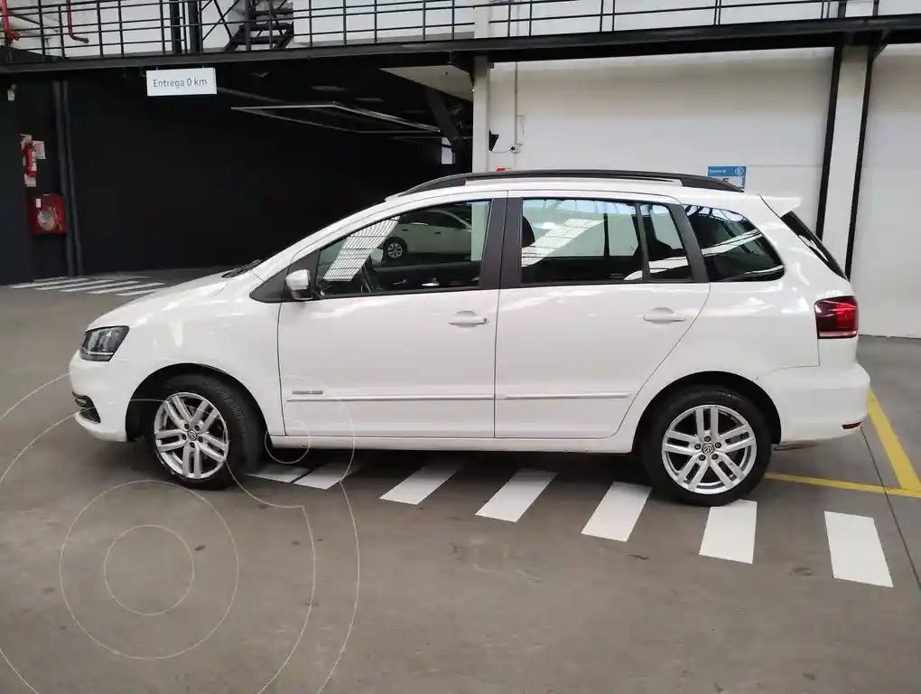 Volkswagen Suran 1.6 Highline I-Motion  2019 - foto 4