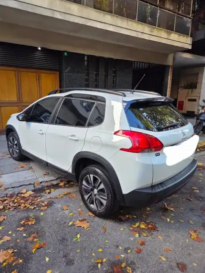 Peugeot 2008 Feline Tiptronic  2021 - foto 4
