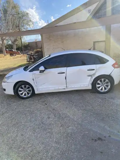 Citroën C4 1.6I X  2012 - foto 4